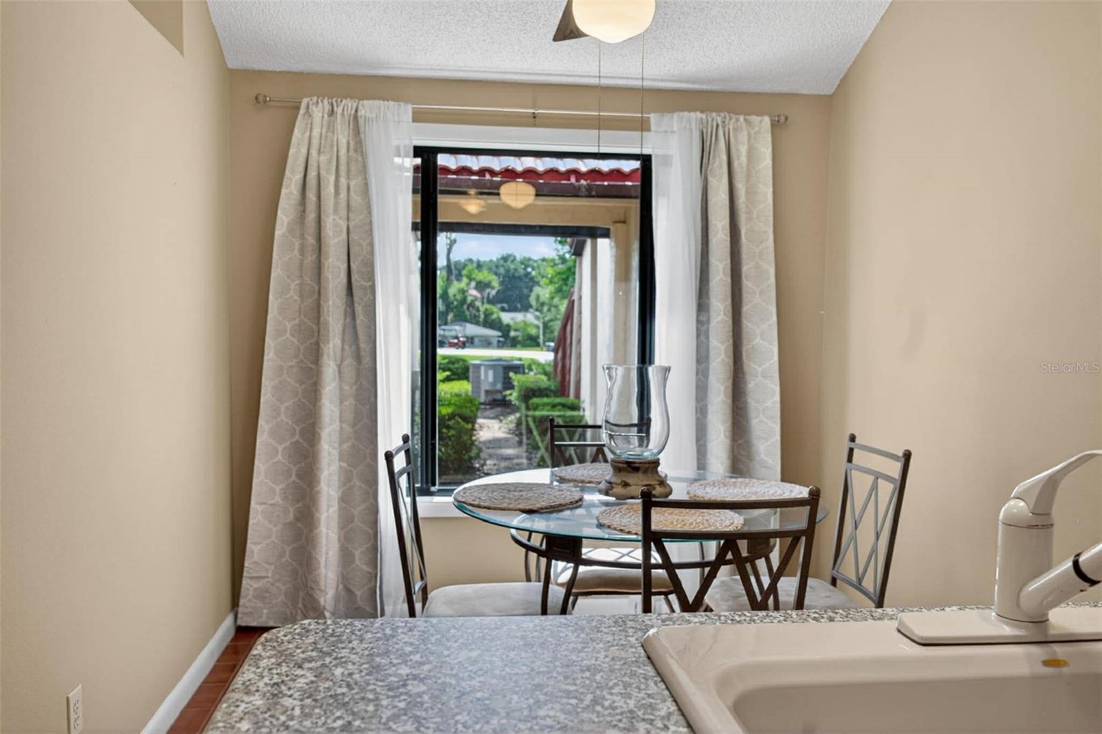 WATERWOOD TWNHS SUB - Residential