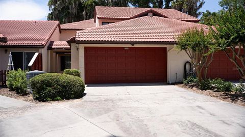 Photo of 603 Waterwood Drive, Yalaha, FL 34797 (MLS # G5111732)