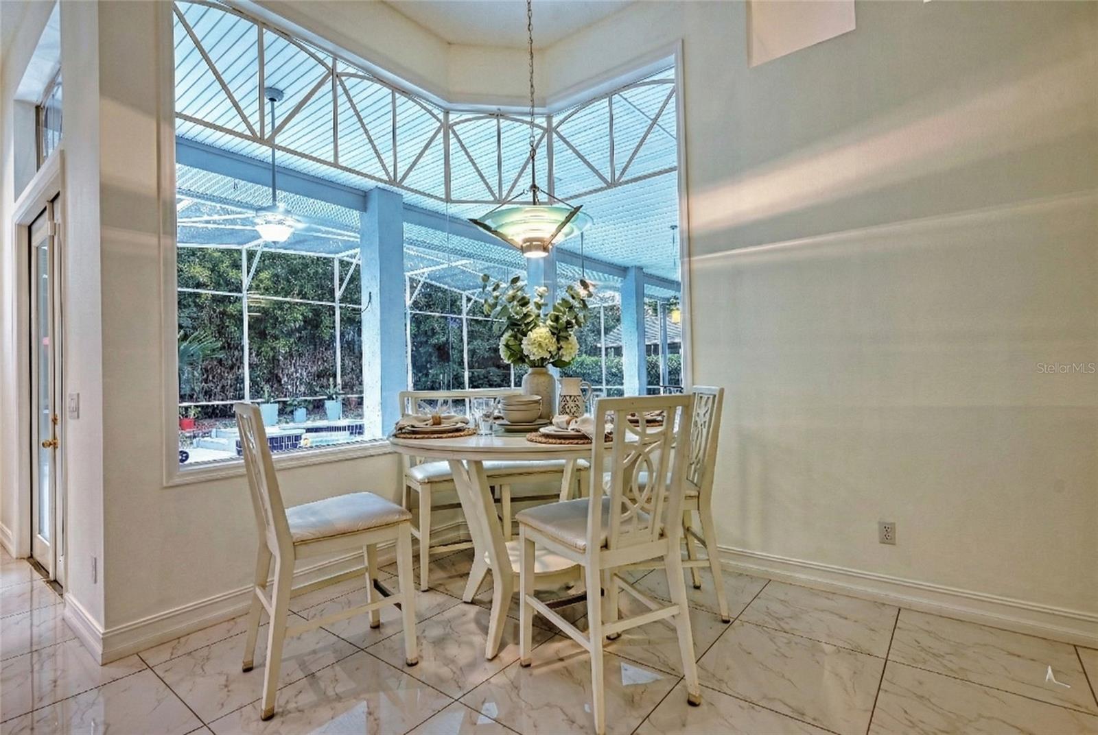 HUNTERS CREEK TR 200-215 PH 01 - Residential