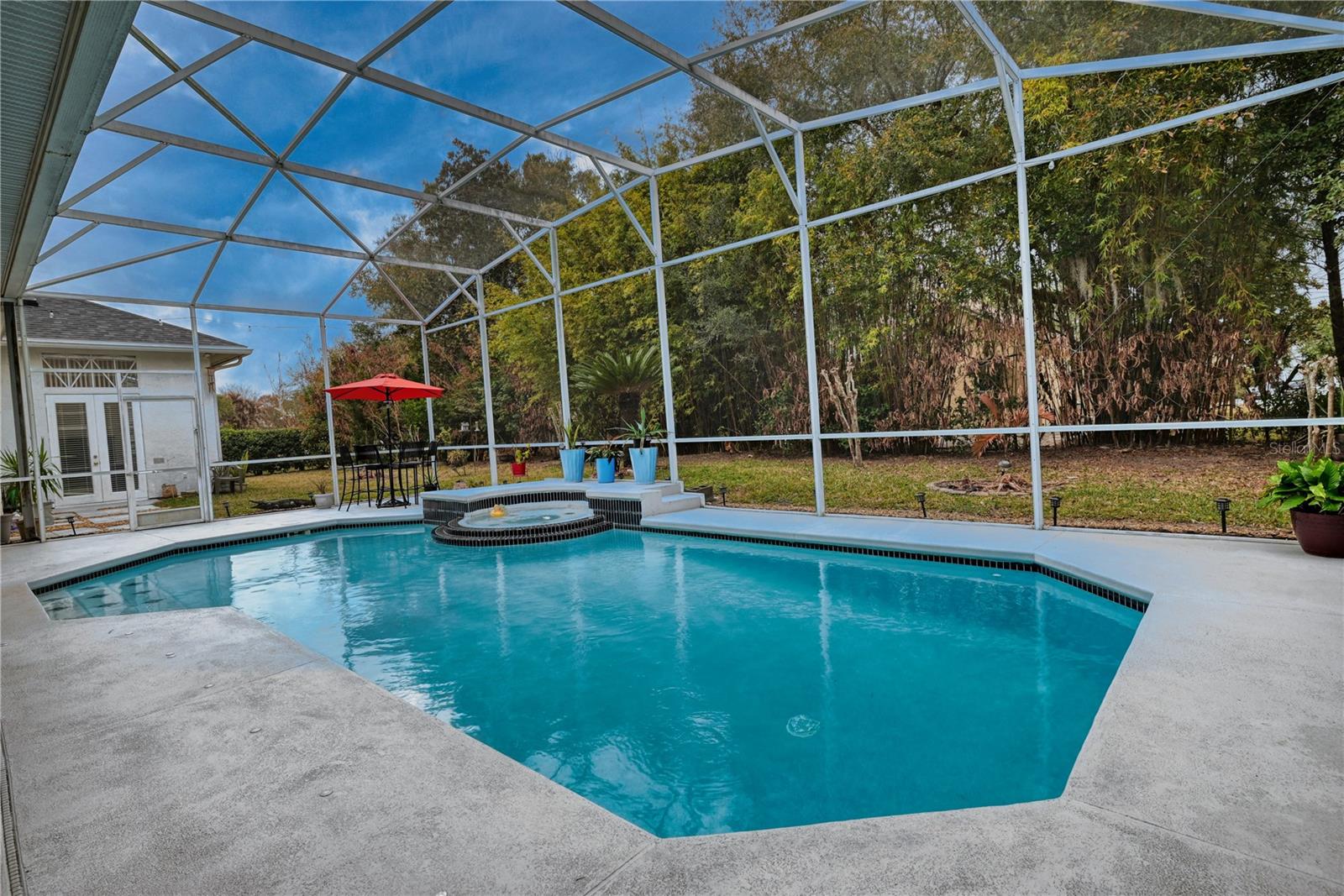 HUNTERS CREEK TR 200-215 PH 01 - Residential