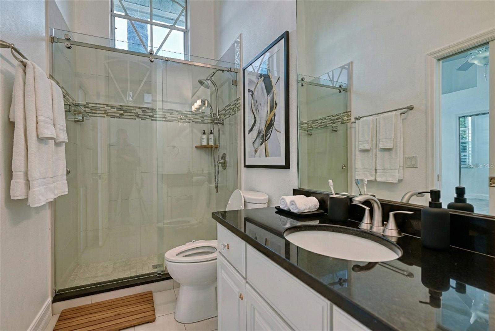 HUNTERS CREEK TR 200-215 PH 01 - Residential