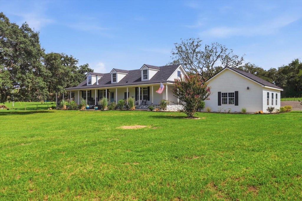 Photo of 1750 W Mansfield Street, Lecanto, FL 34461 (MLS # TB8535341)