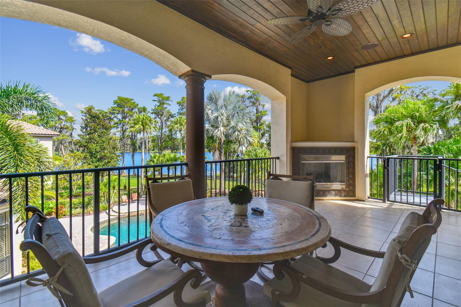 LADERA - Residential