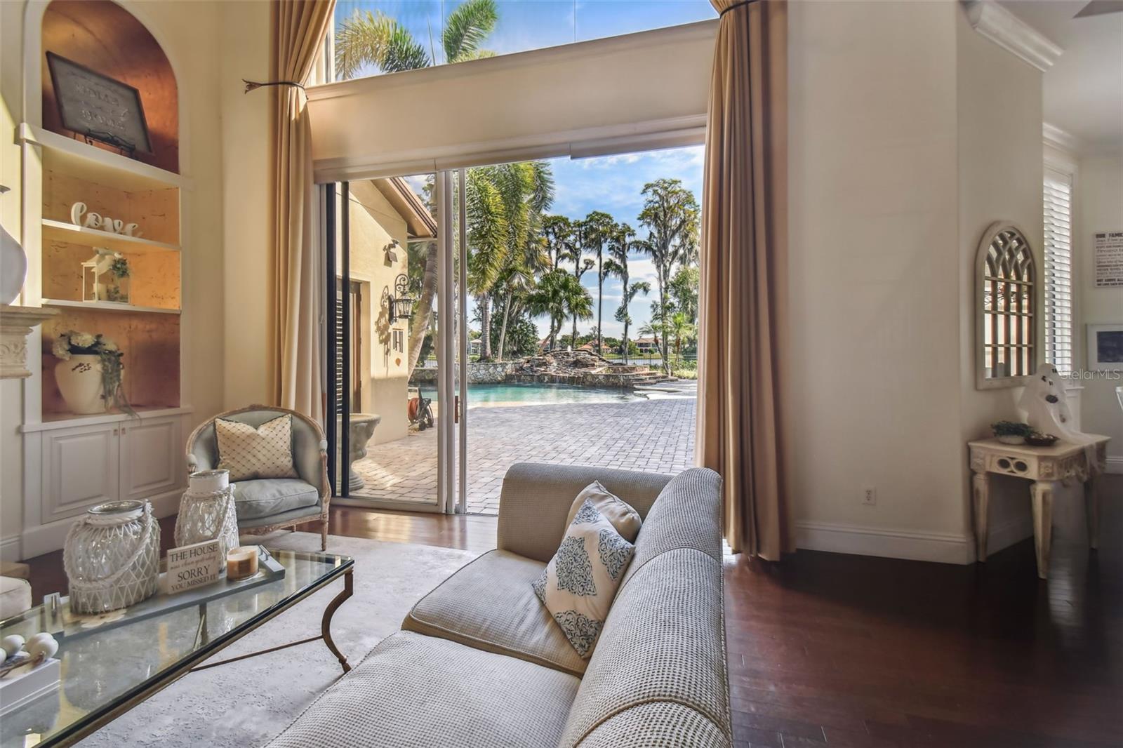 LADERA - Residential