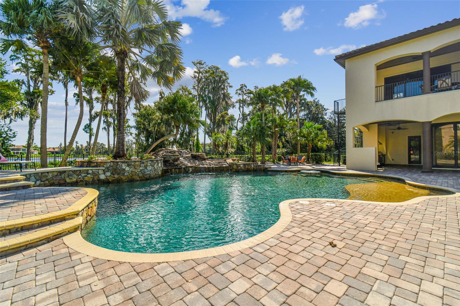 LADERA - Residential