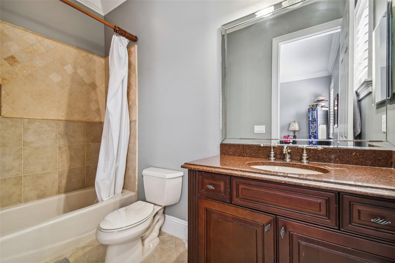 LADERA - Residential