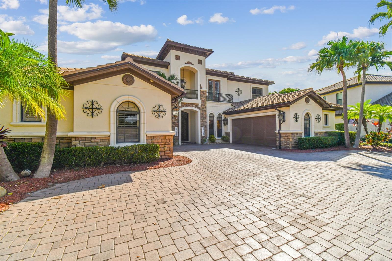 LADERA - Residential