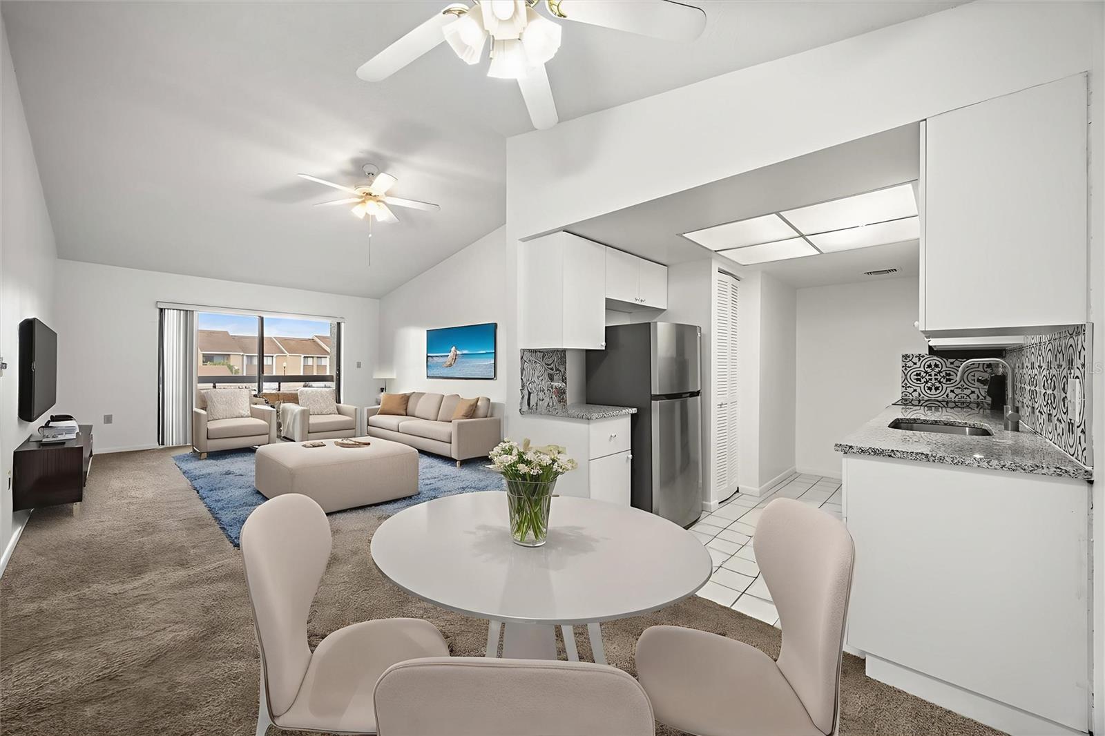 TAMARIND PH 02 - Residential