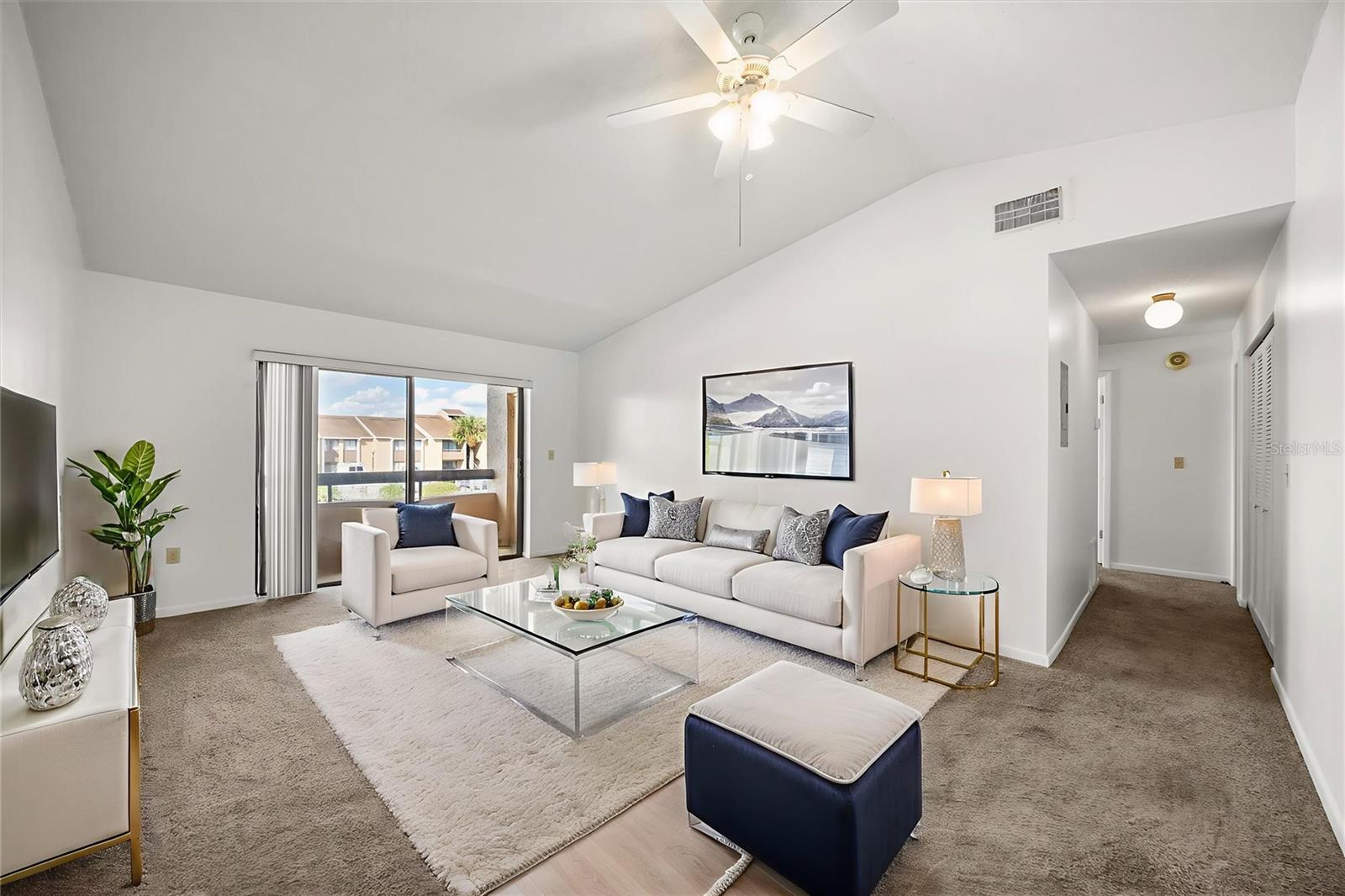 TAMARIND PH 02 - Residential