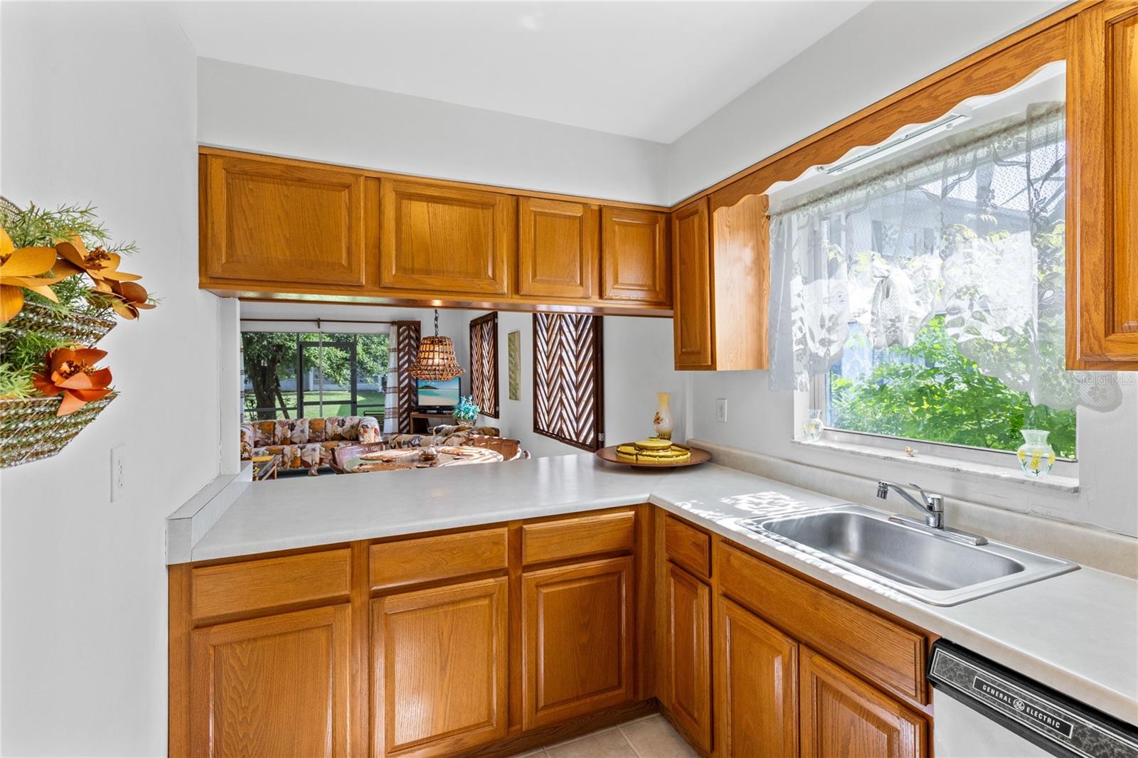 VILLA MARQUIS CONDO - Residential