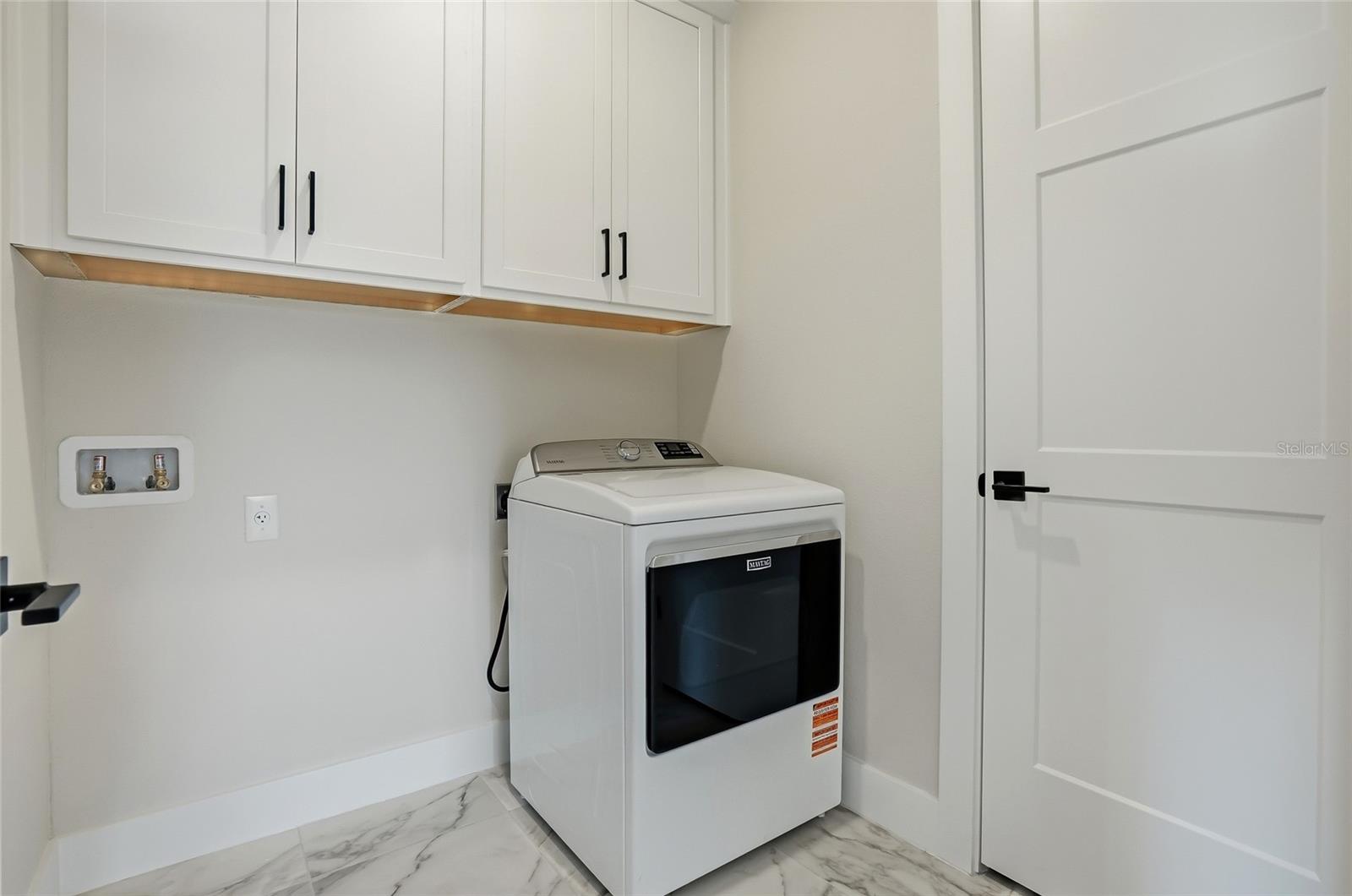 BLANC TOWNHOMES - Residential