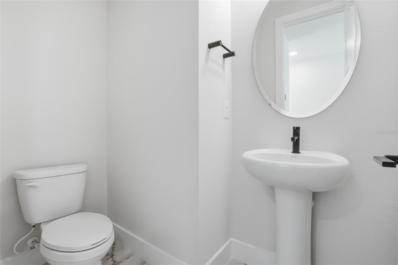 BLANC TOWNHOMES - Residential