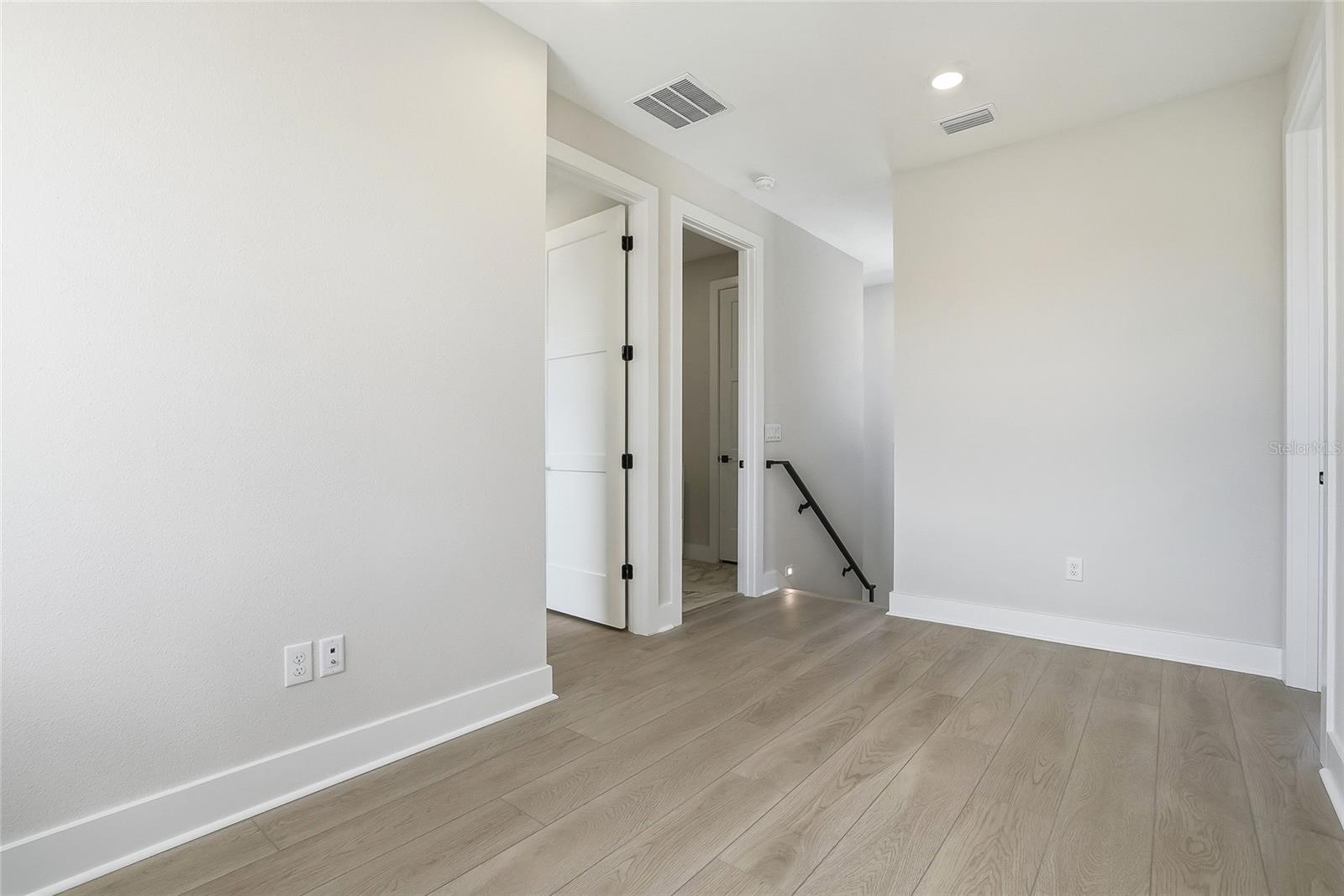 BLANC TOWNHOMES - Residential
