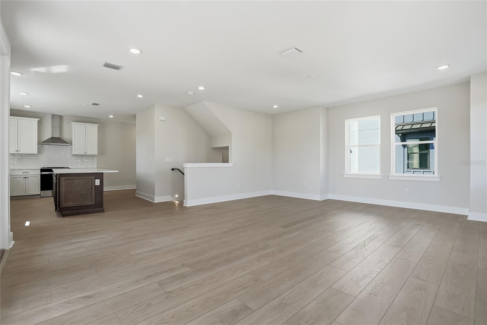 BLANC TOWNHOMES - Residential