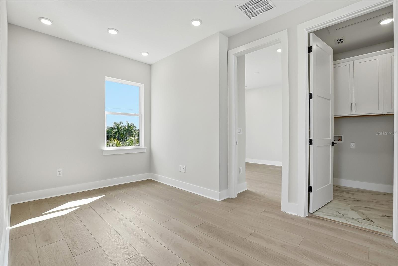 BLANC TOWNHOMES - Residential