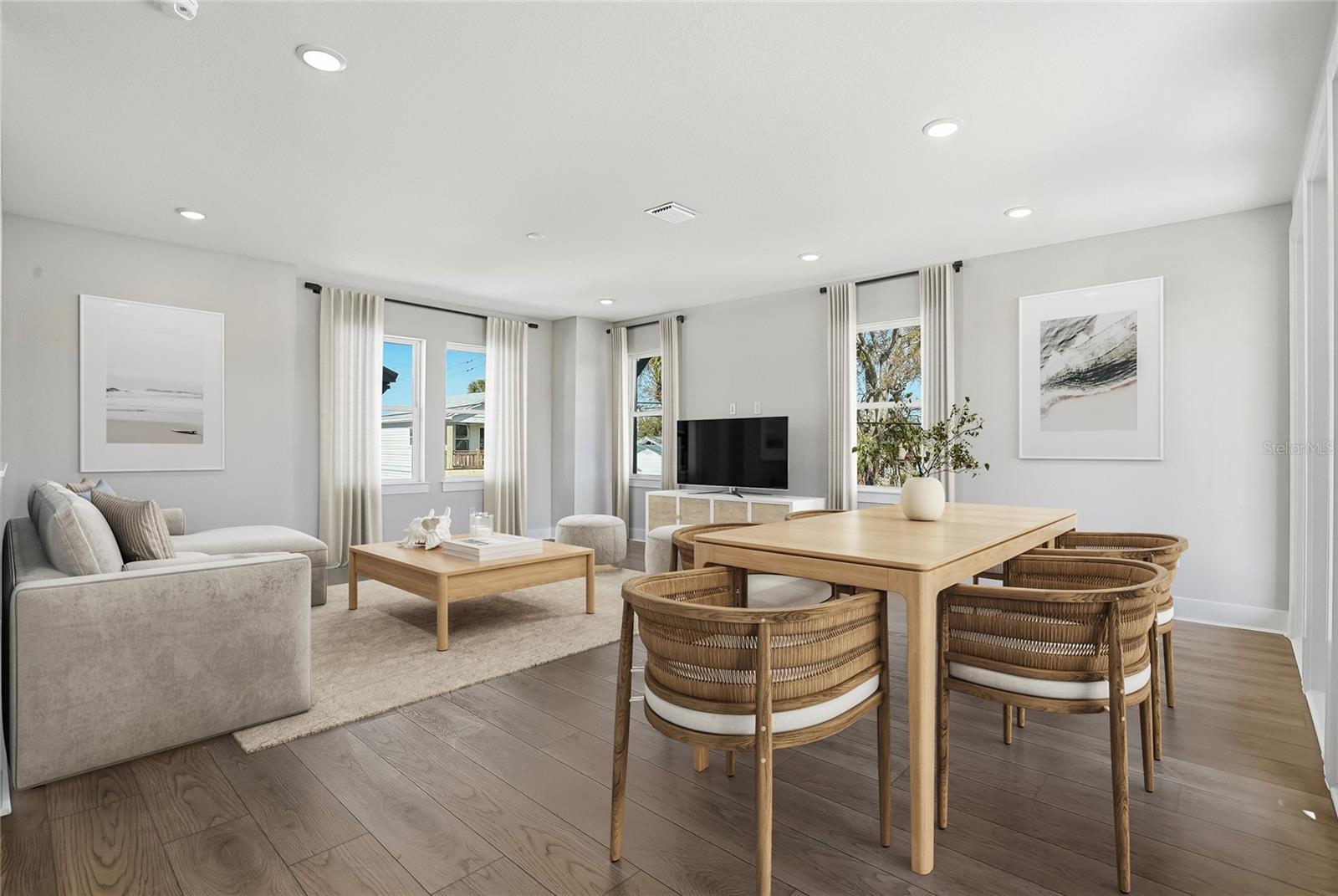 BLANC TOWNHOMES - Residential