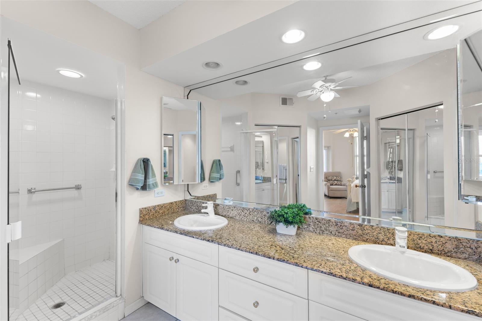 SHORES OF LONG BAYOU CONDO - Residential Lease