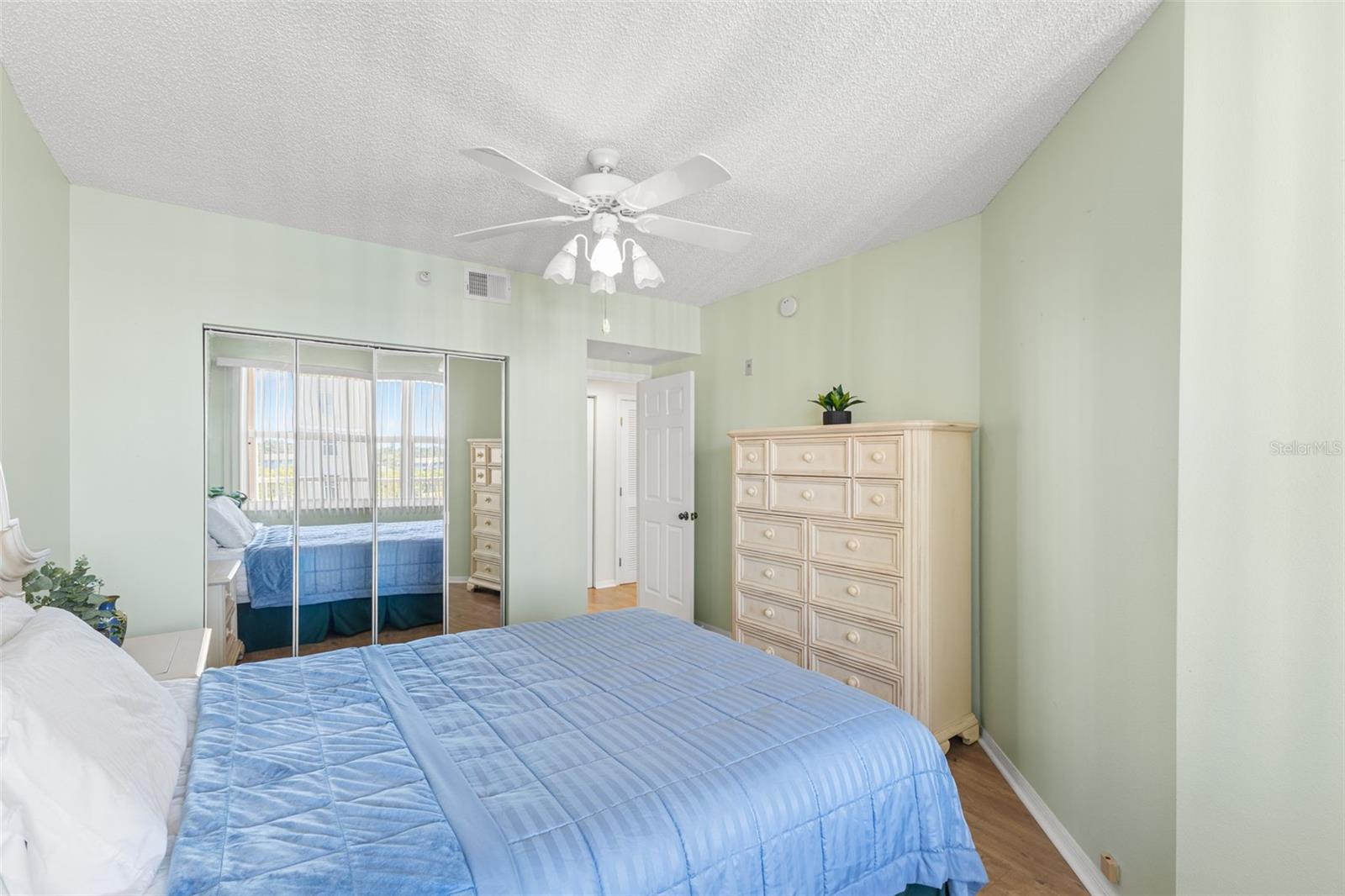 SHORES OF LONG BAYOU CONDO - Residential Lease