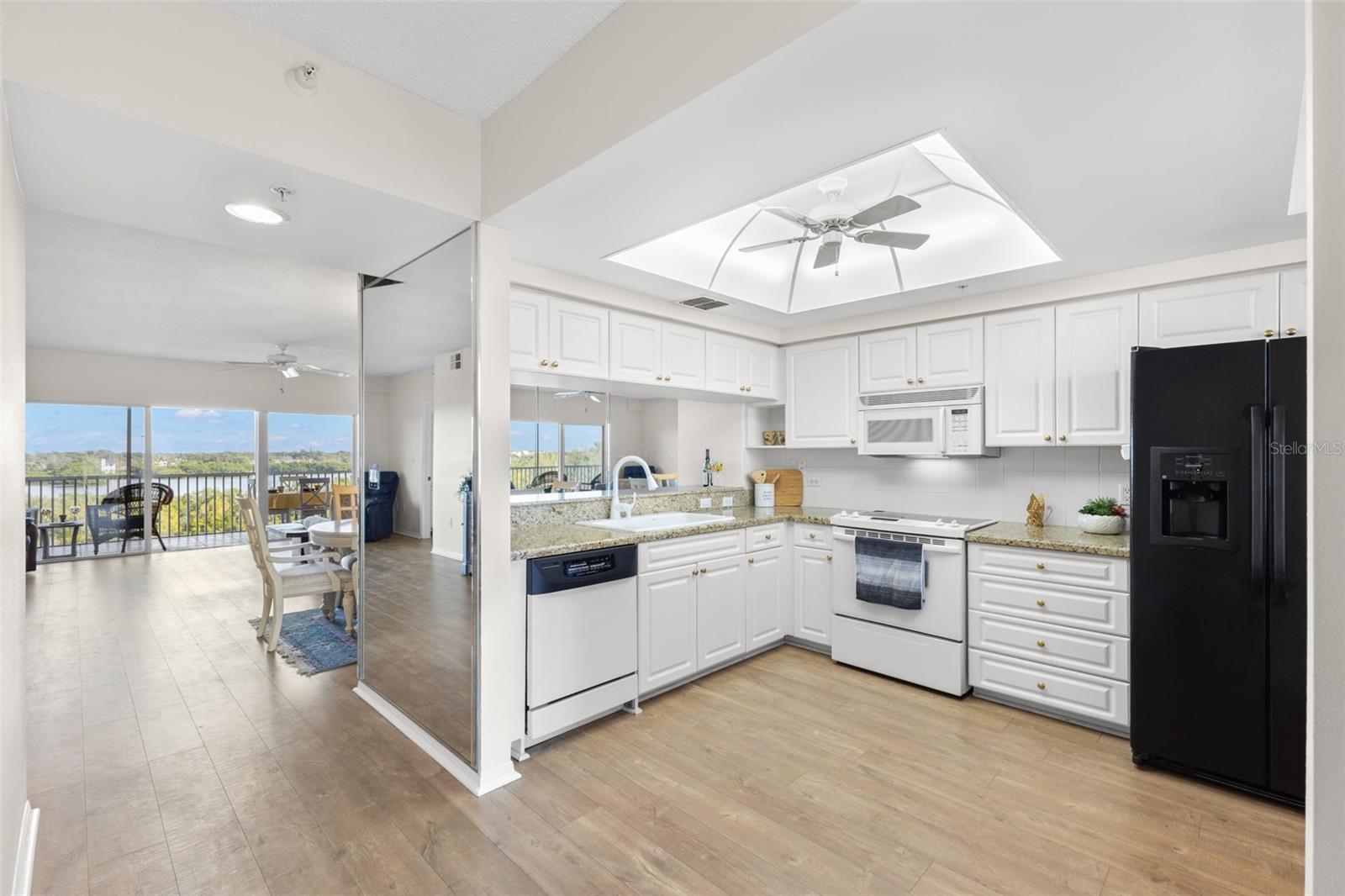 SHORES OF LONG BAYOU CONDO - Residential Lease