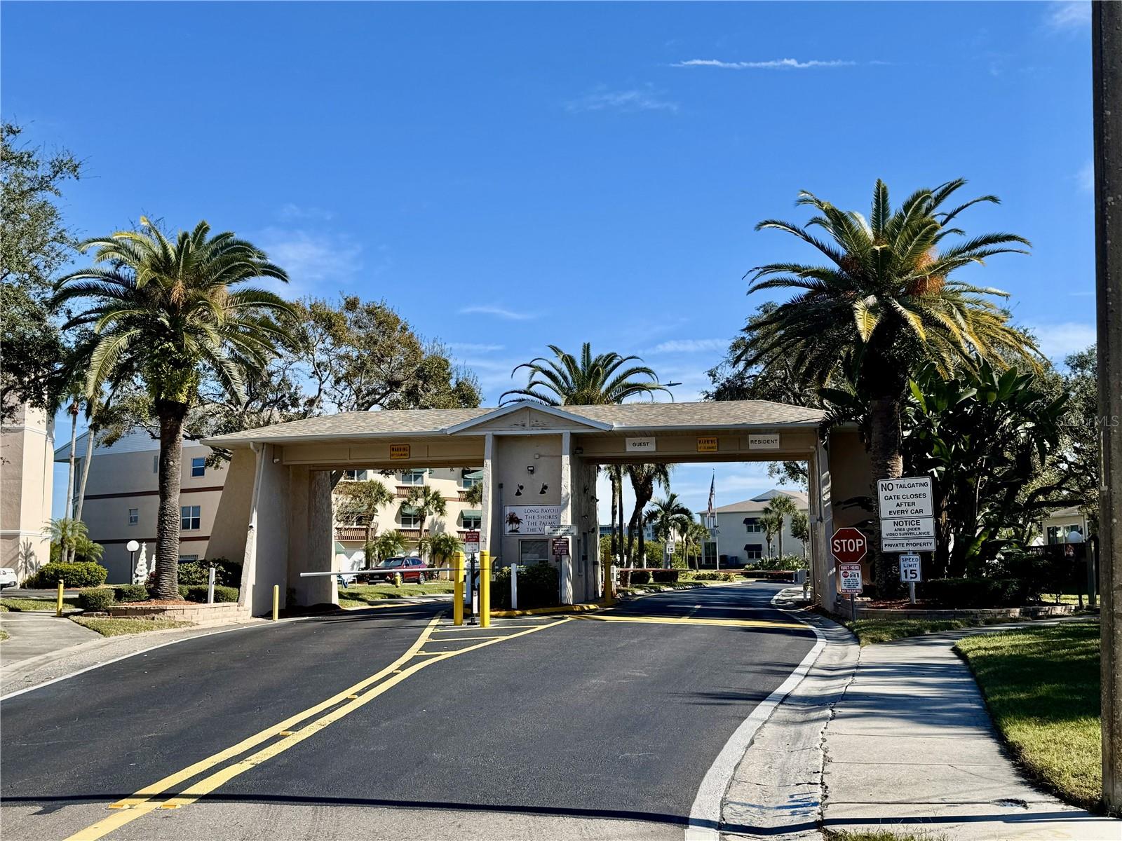 SHORES OF LONG BAYOU CONDO - Residential Lease