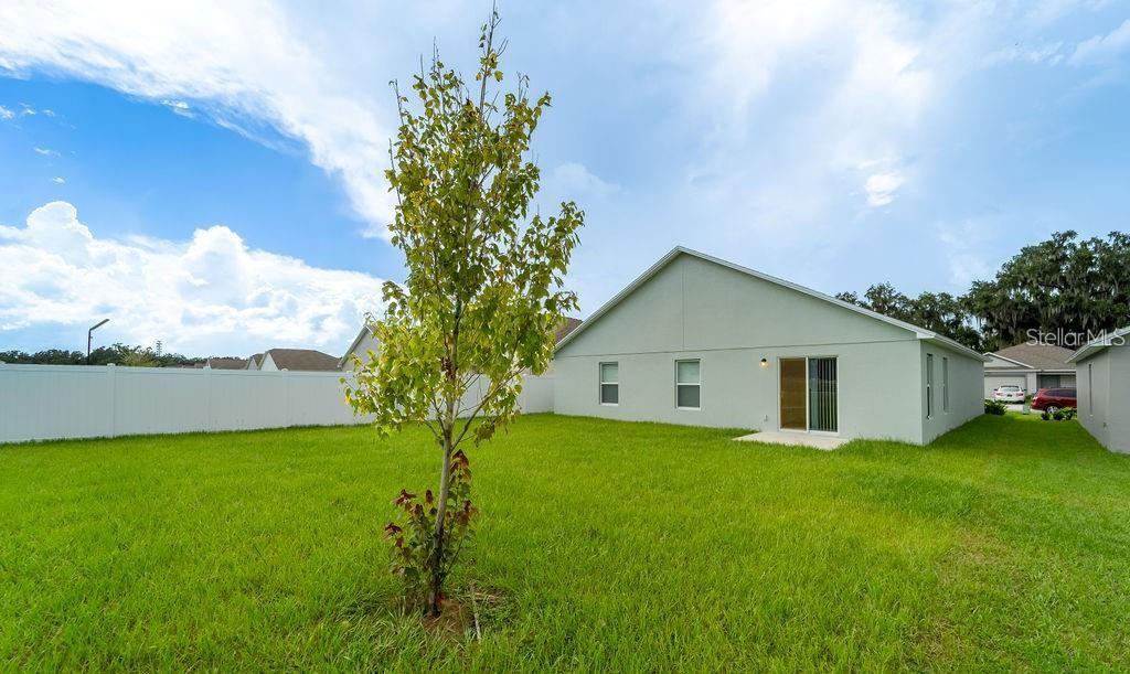 THOMPSON PRESERVE - Residential Lease