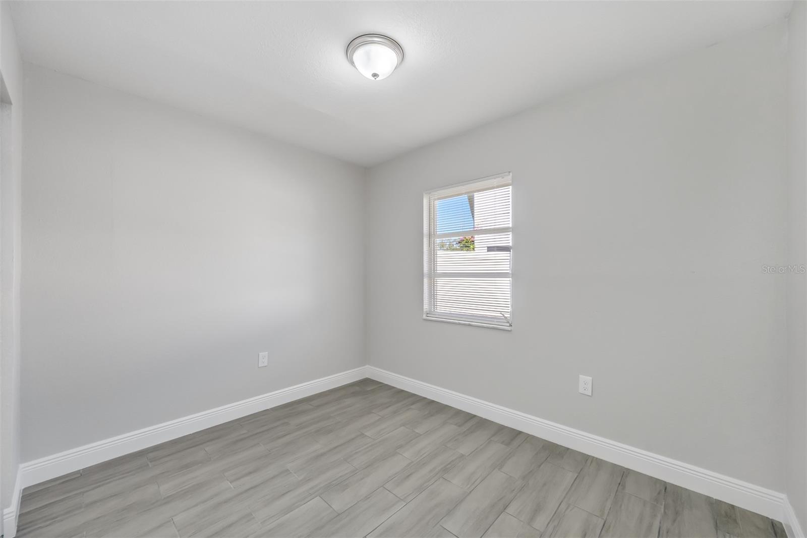 CAUSEWAY BLVD SUB 2 - Residential