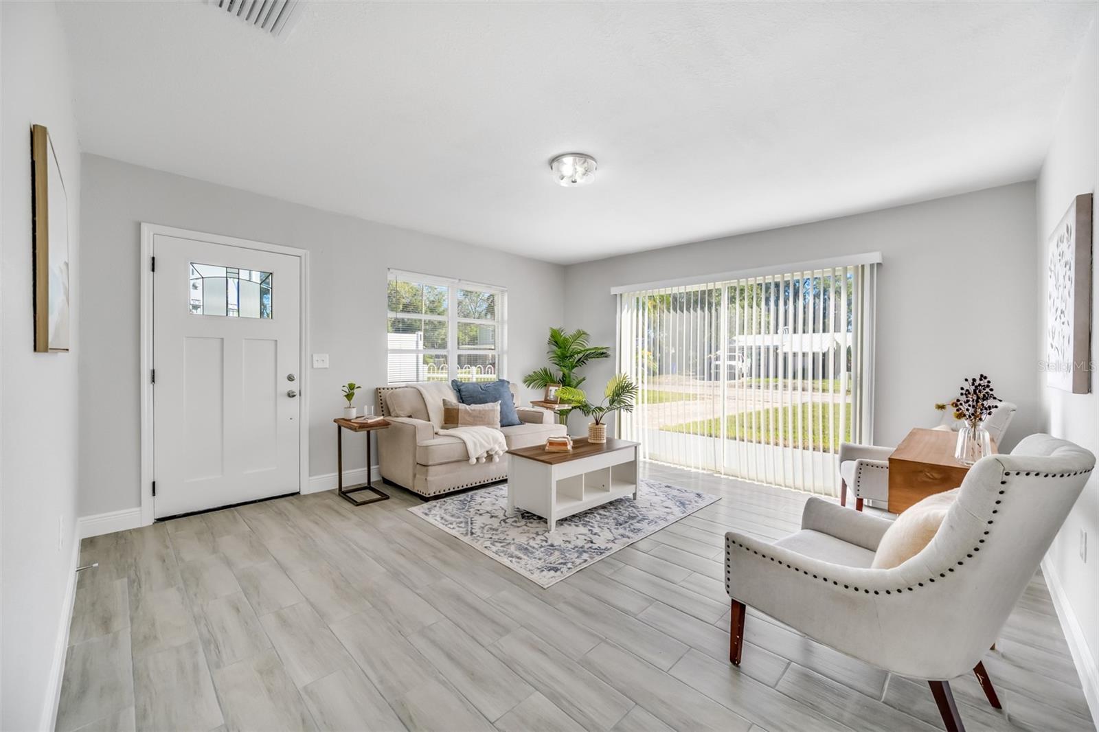 CAUSEWAY BLVD SUB 2 - Residential