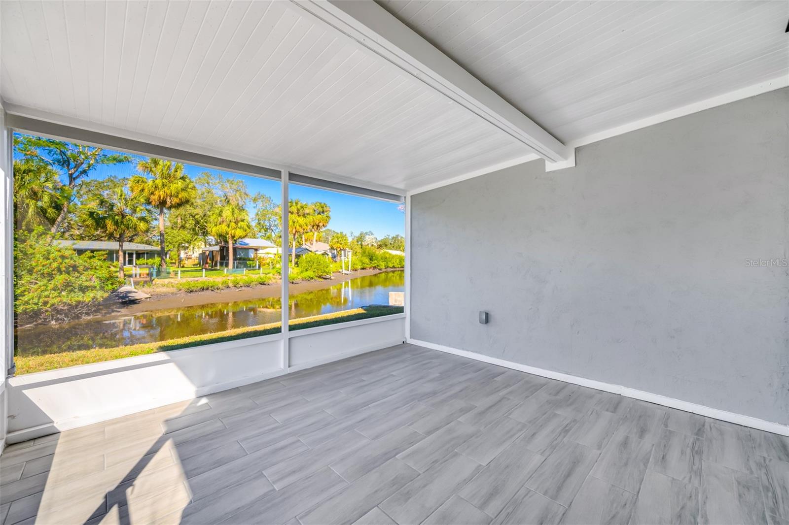 CAUSEWAY BLVD SUB 2 - Residential