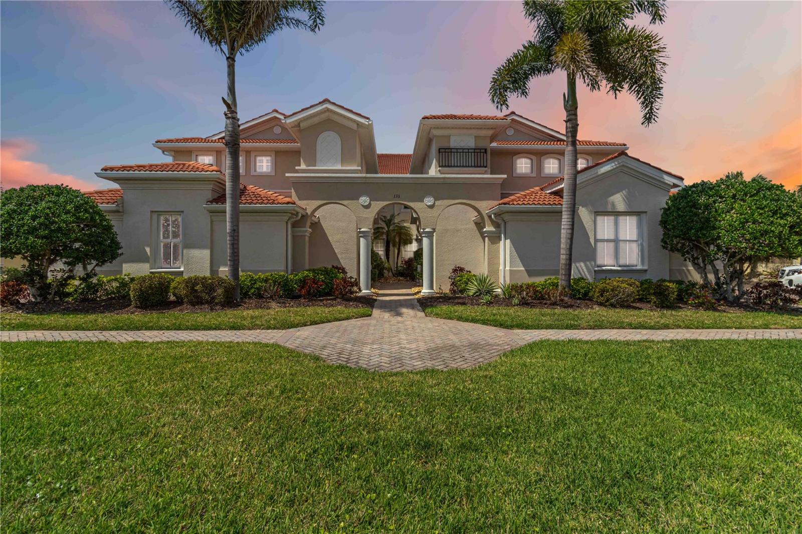 133 BELLA VISTA TERRACE 32C