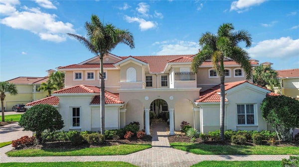 133 BELLA VISTA TER # 32C, NORTH VENICE, FL 34275 - Image e4fc3006617f4d896fb5c3cebfc438a8/1776823008