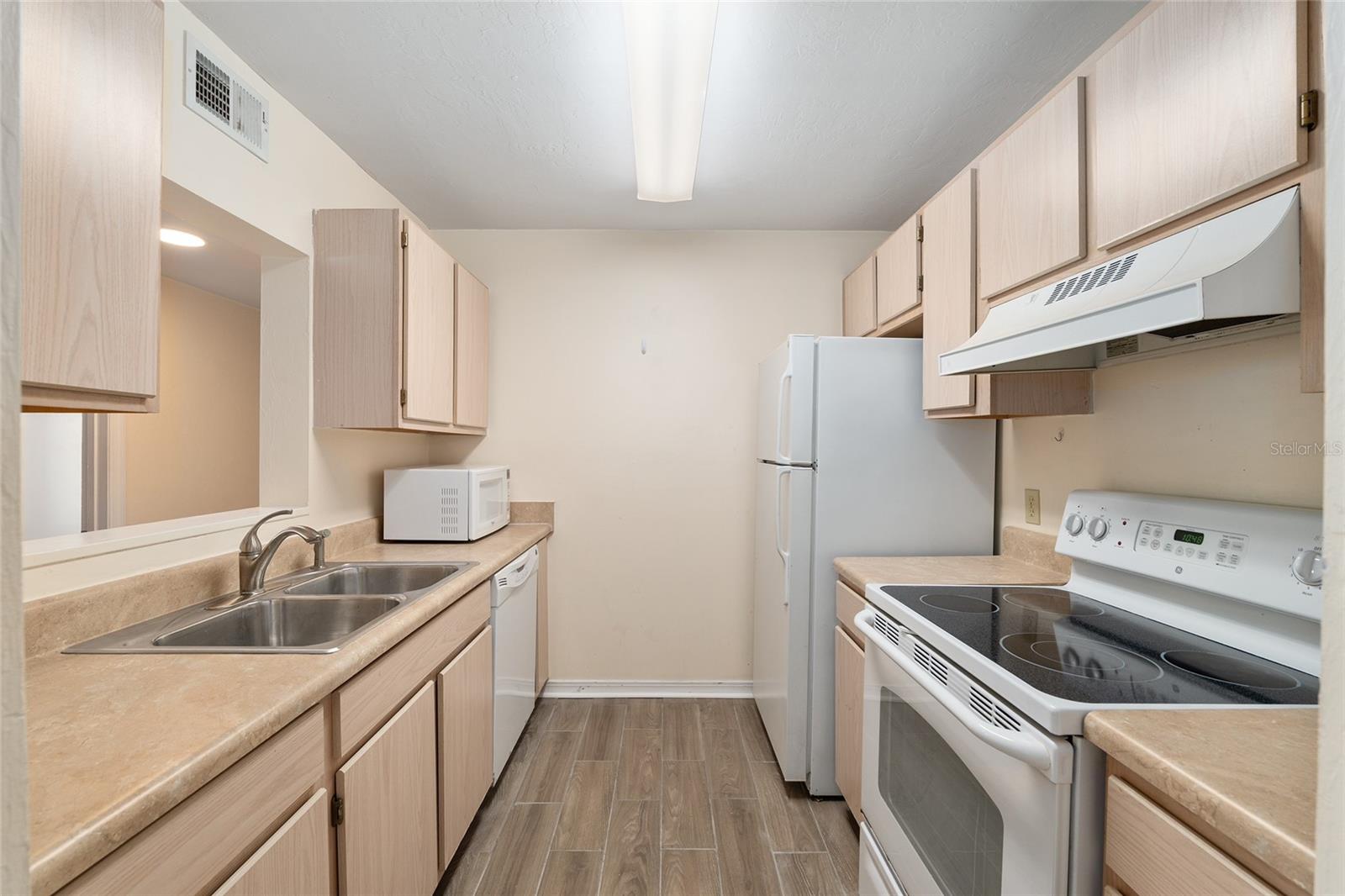 CAMPUS EDGE CONDO - Residential