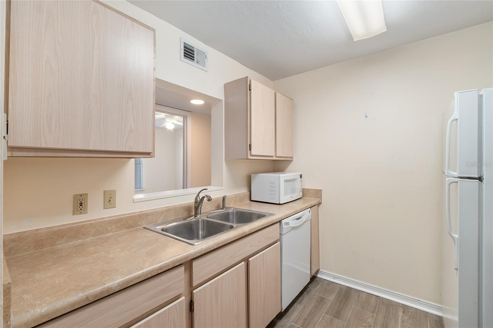 CAMPUS EDGE CONDO - Residential