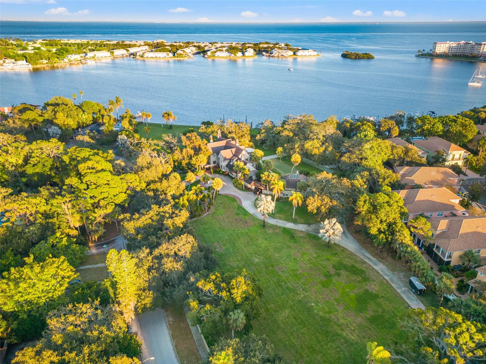 BAYOU BONITA PARK - Land