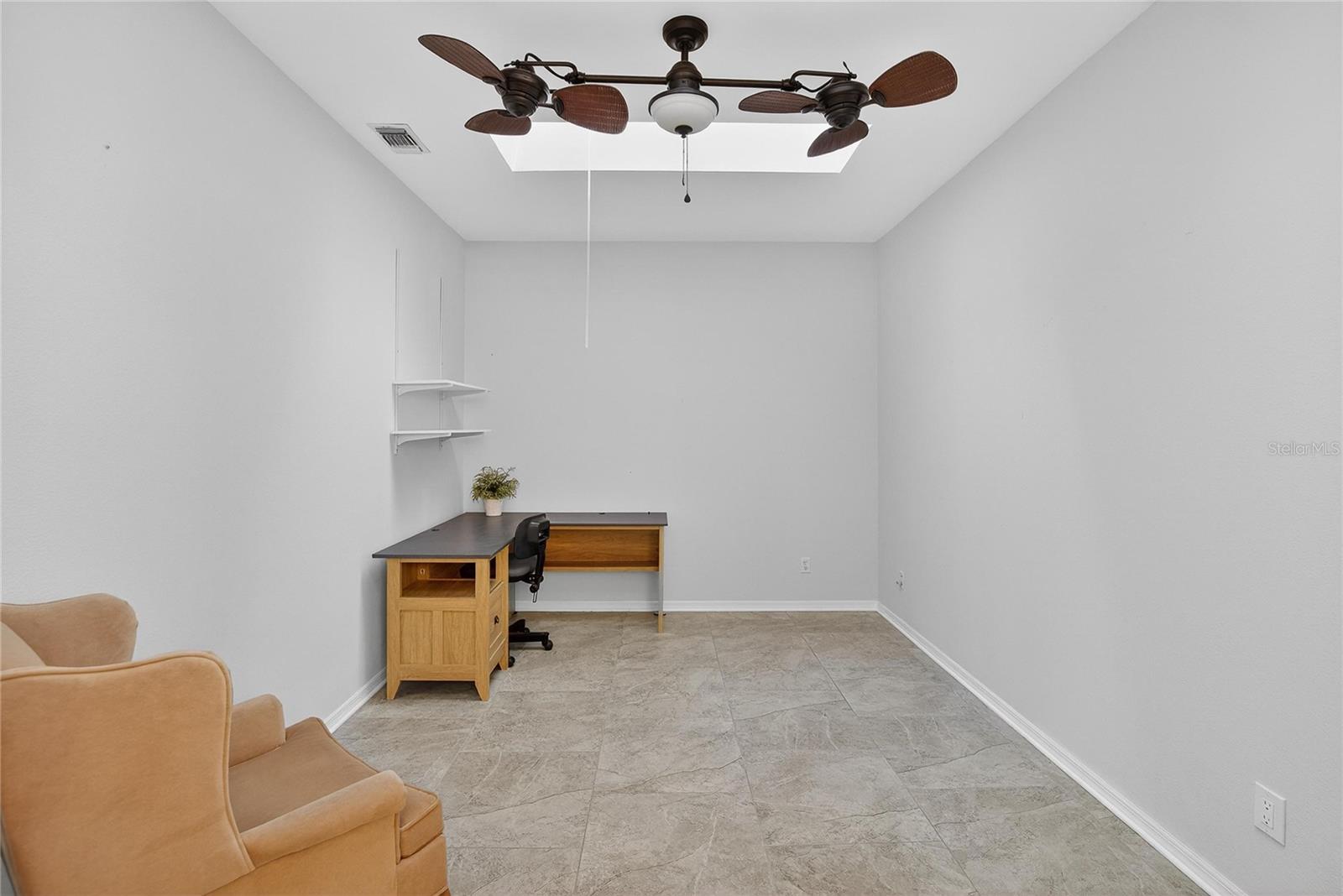 MANCHESTER IV CONDO - Residential