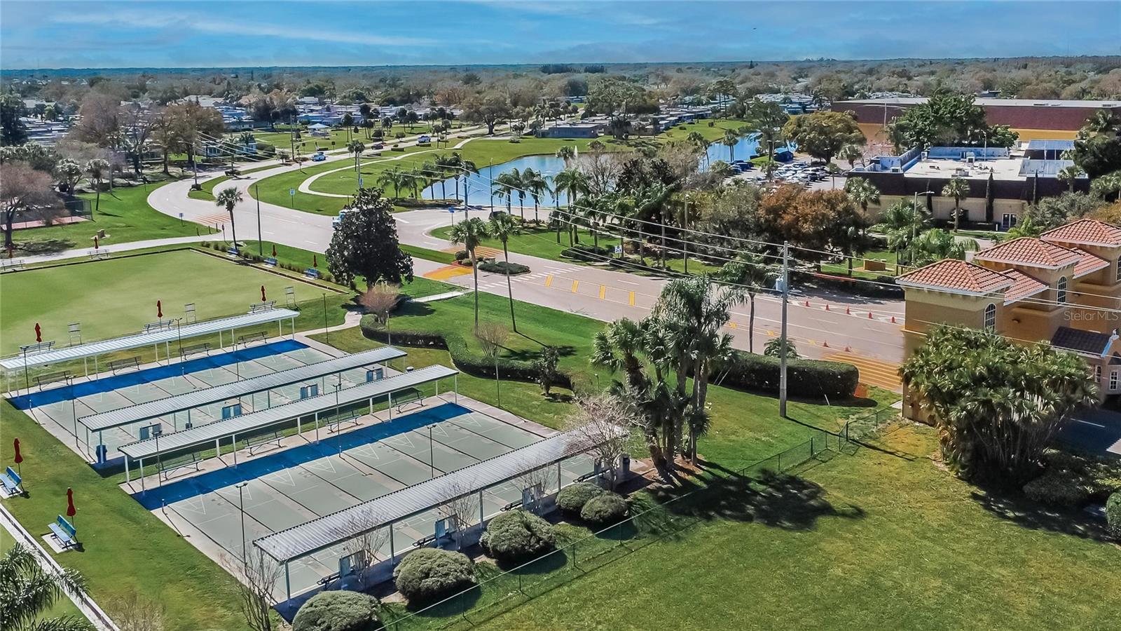 MANCHESTER IV CONDO - Residential