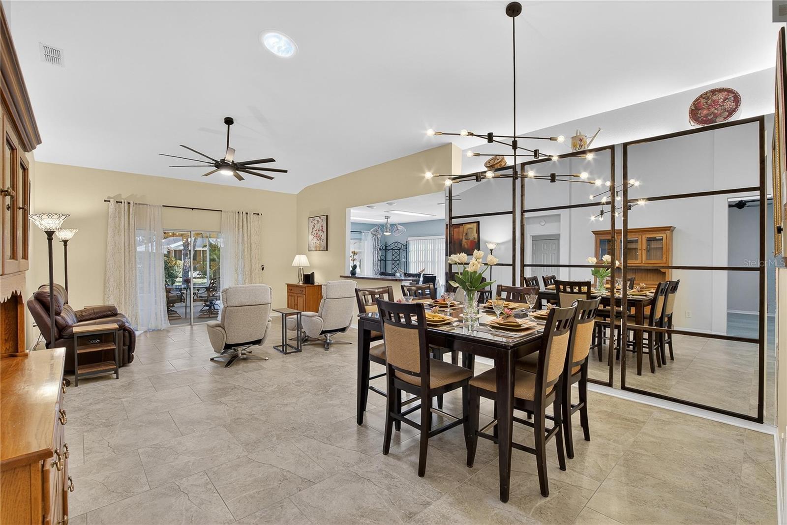 MANCHESTER IV CONDO - Residential