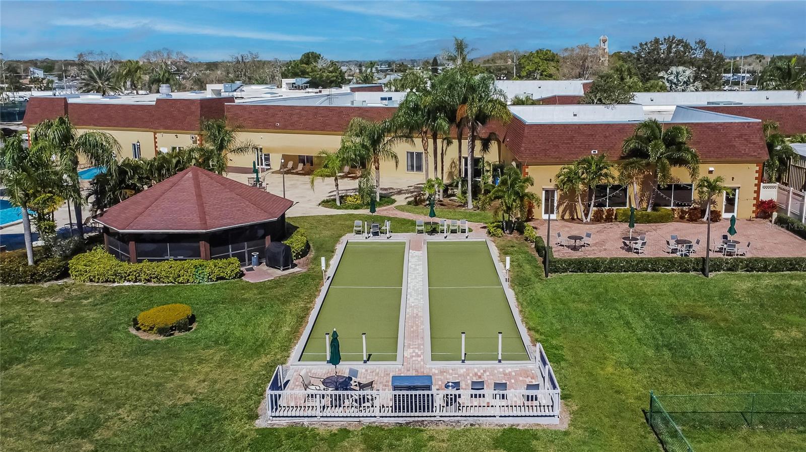 MANCHESTER IV CONDO - Residential