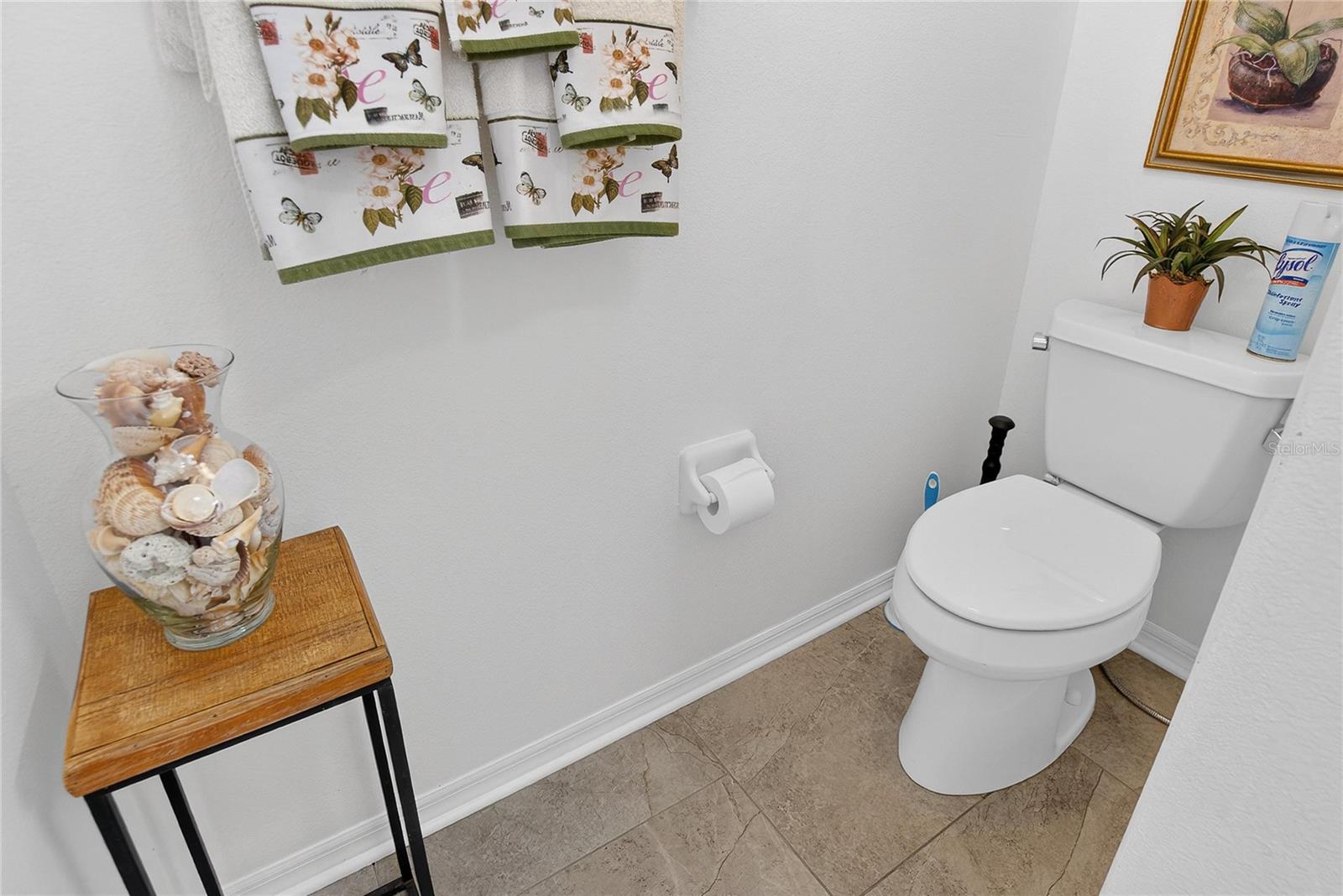 MANCHESTER IV CONDO - Residential