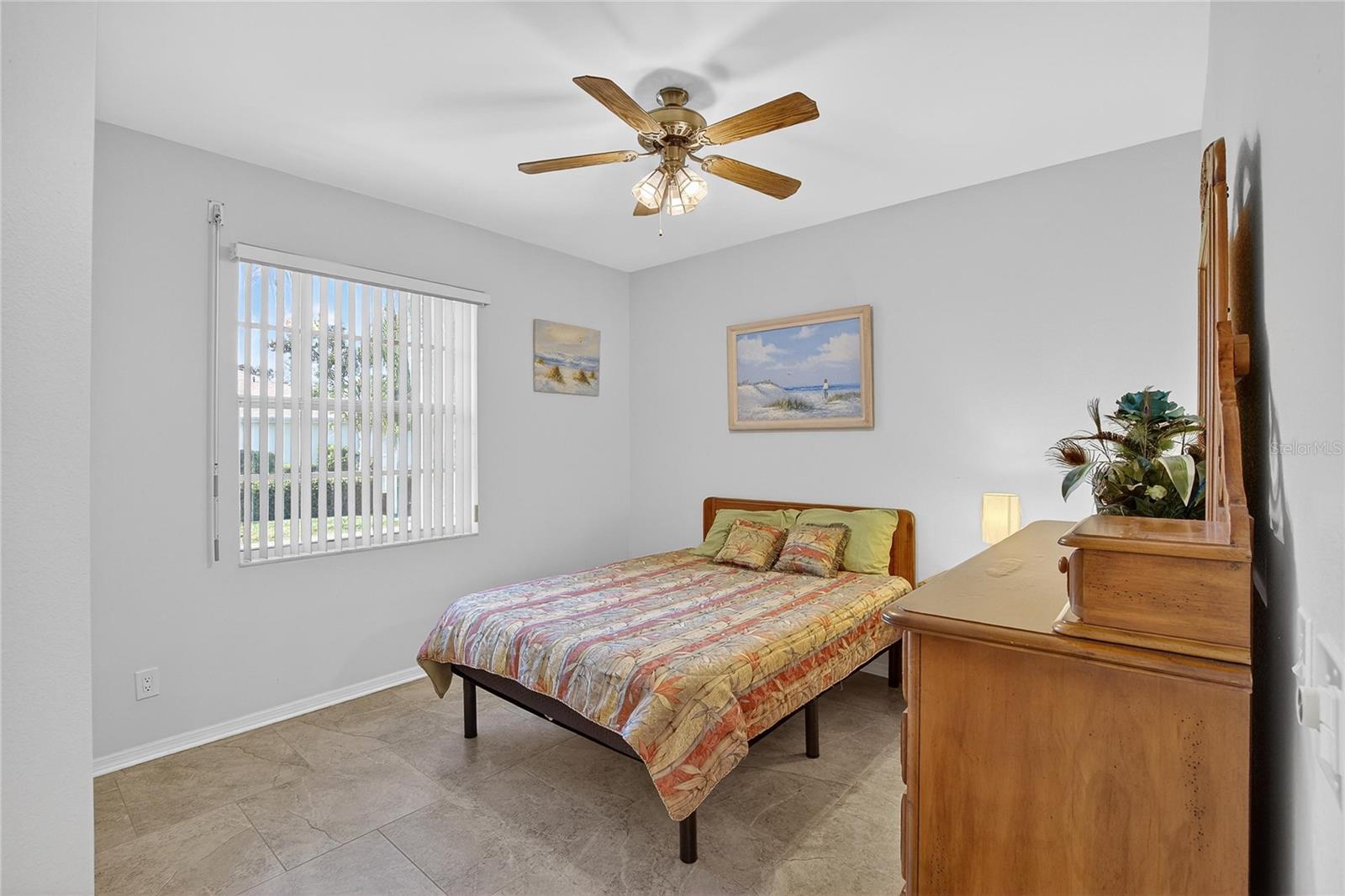 MANCHESTER IV CONDO - Residential