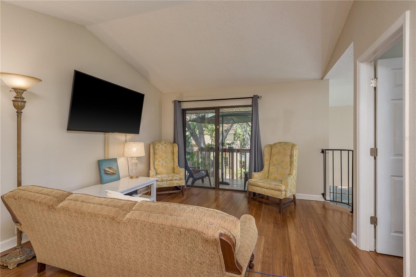 LOS PRADOS CONDO - Residential