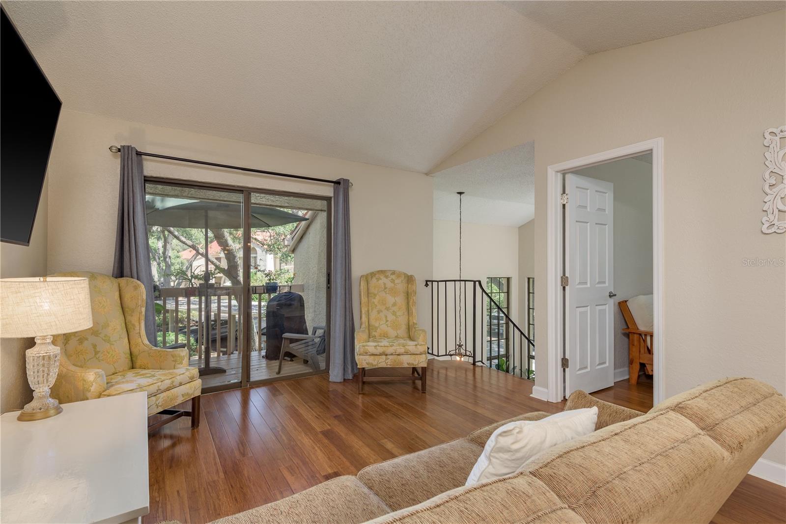 LOS PRADOS CONDO - Residential
