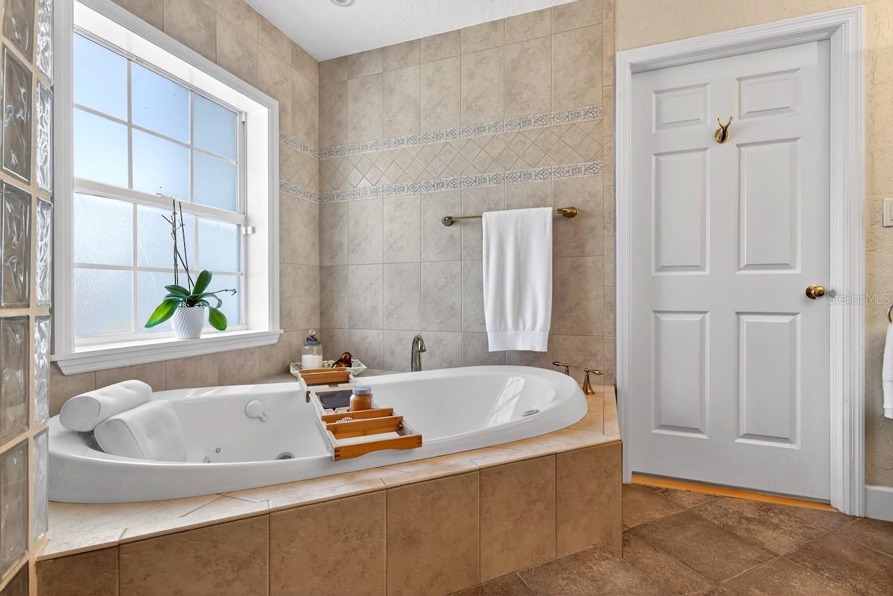 SKIMMER POINT PH III - Residential