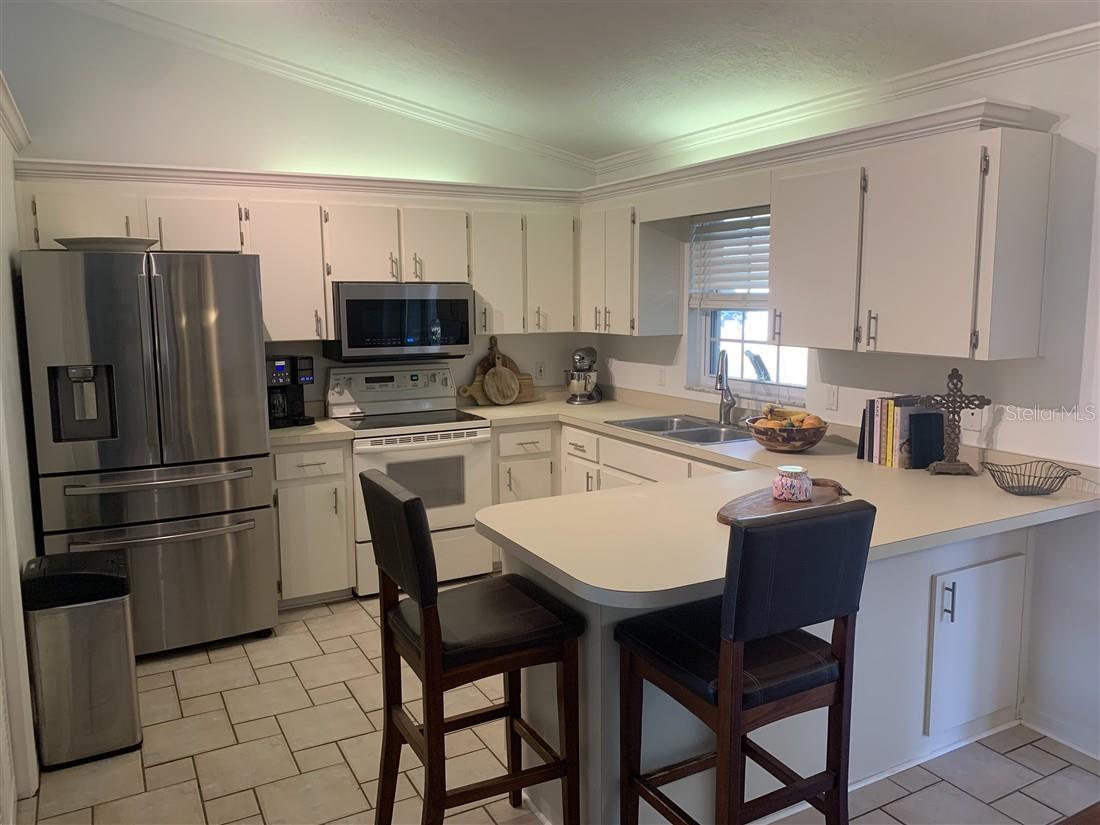 HAMPSHIRE HILLS - Residential