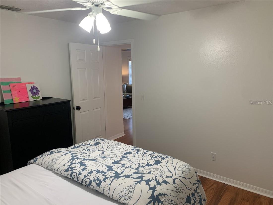 HAMPSHIRE HILLS - Residential