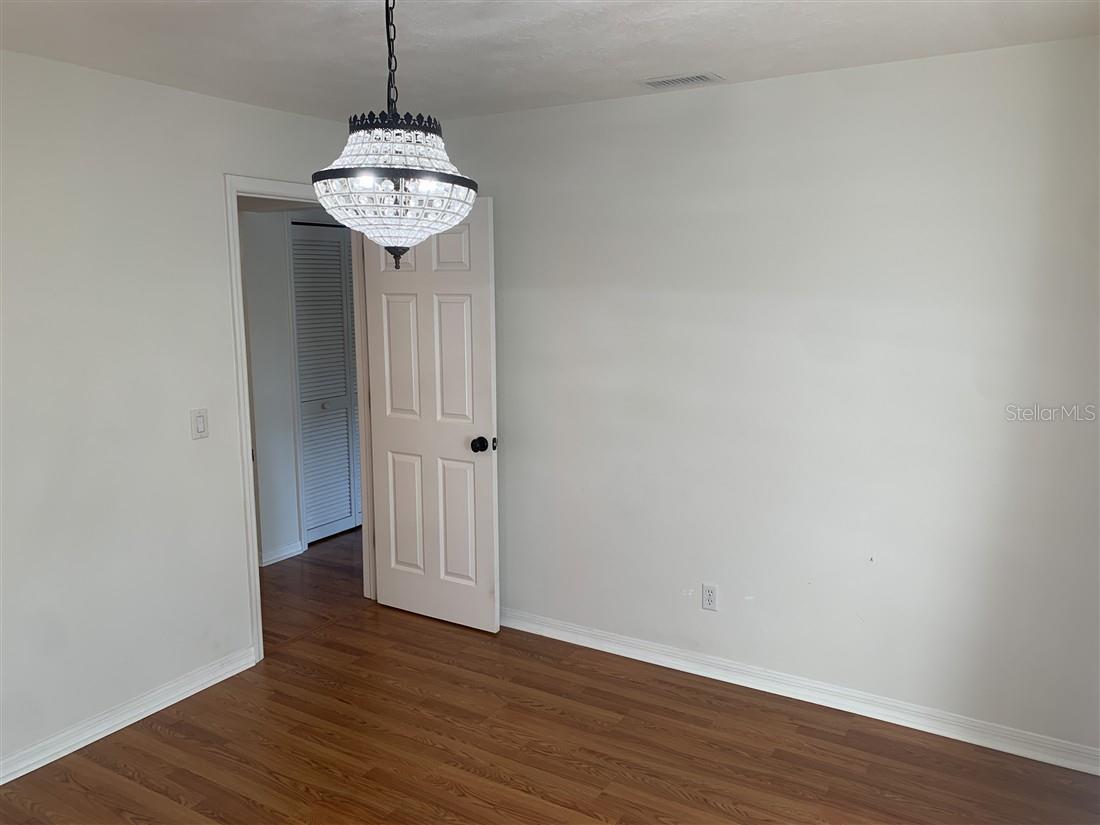 HAMPSHIRE HILLS - Residential