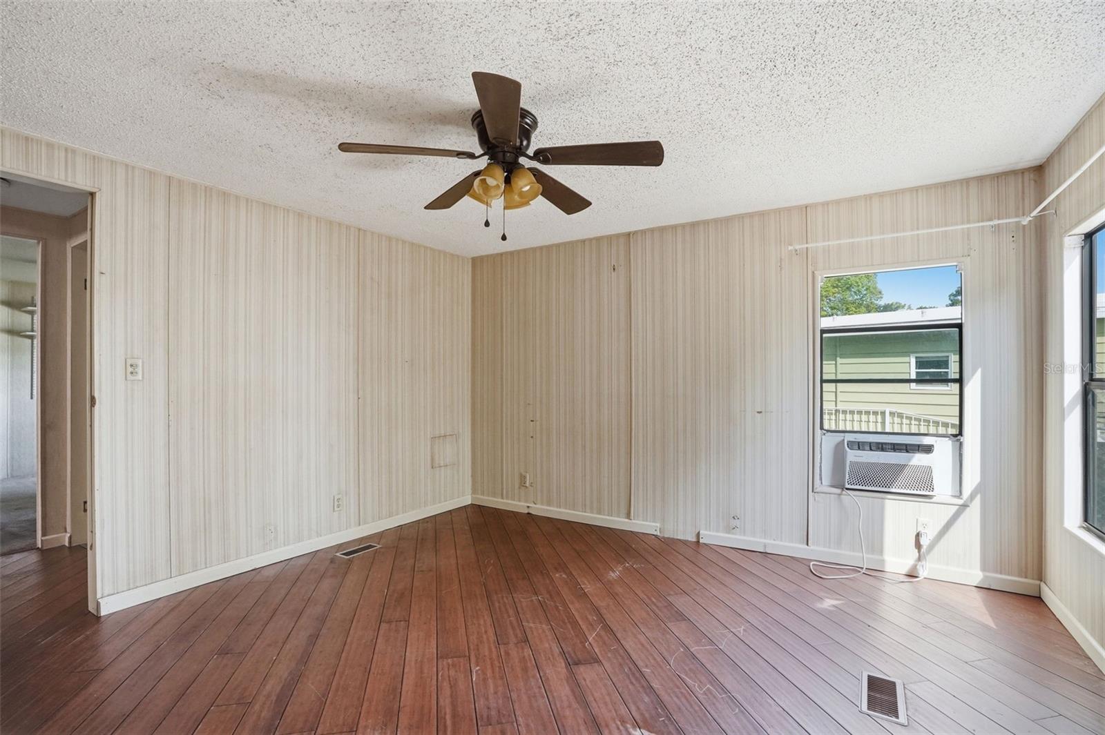BROOKRIDGE COMM - Residential