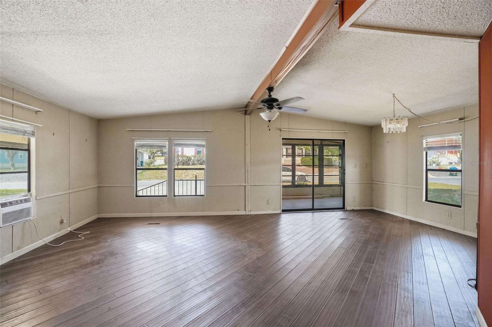 BROOKRIDGE COMM - Residential