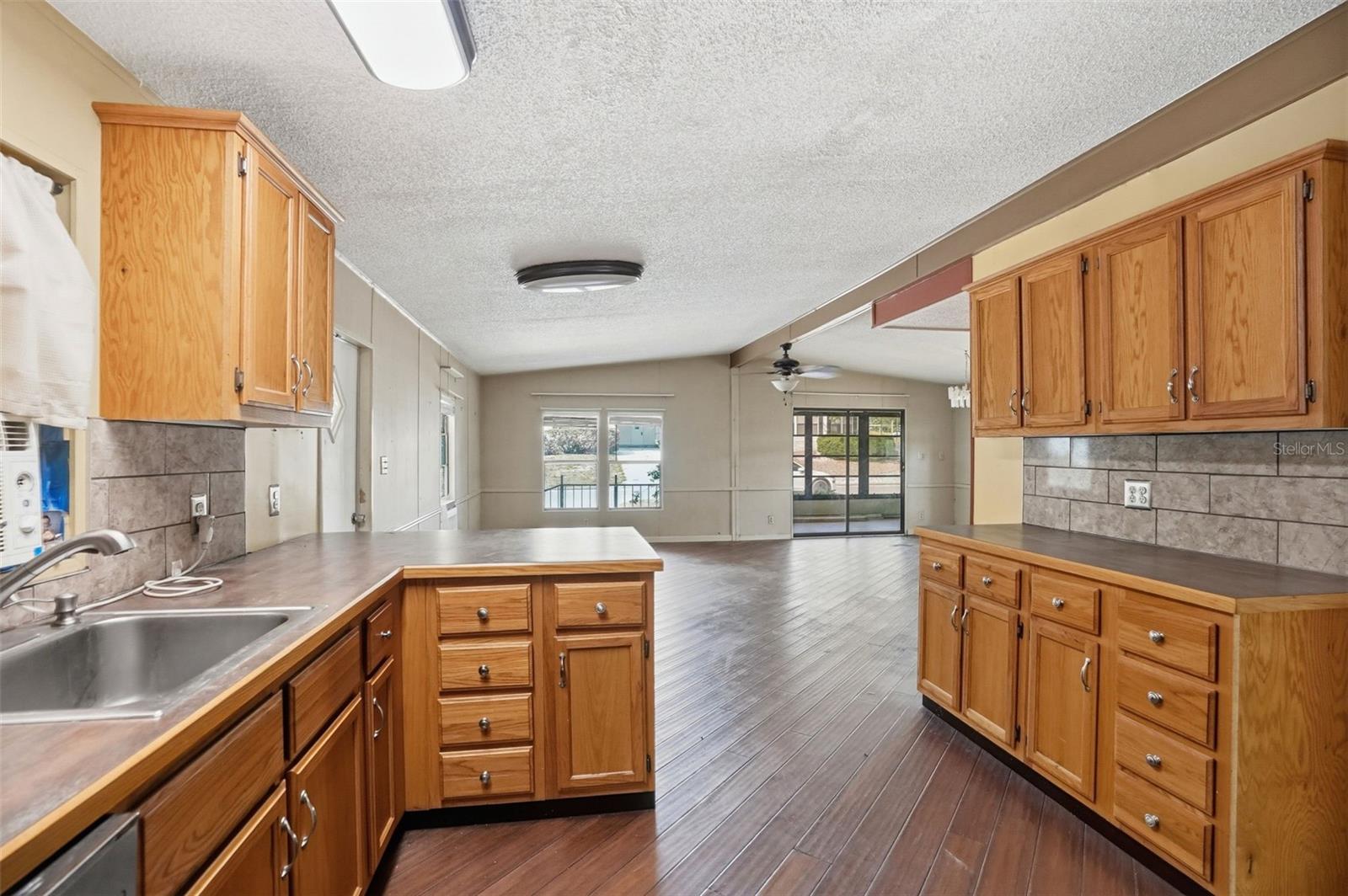 BROOKRIDGE COMM - Residential