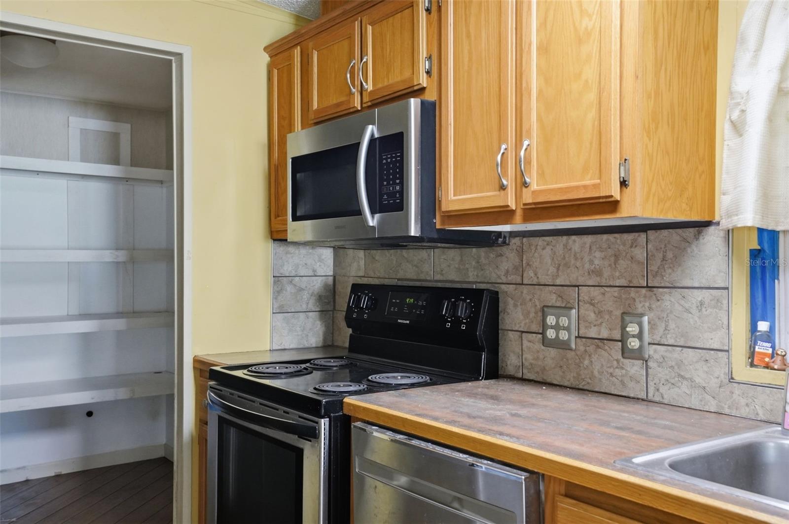 BROOKRIDGE COMM - Residential