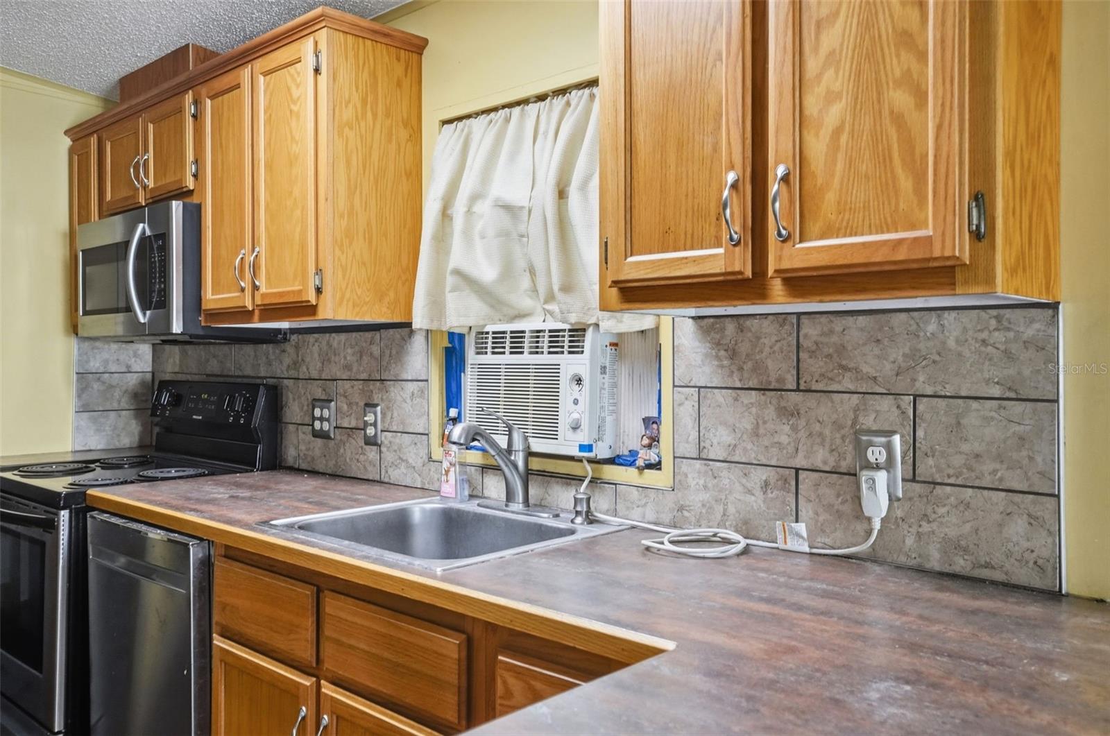 BROOKRIDGE COMM - Residential